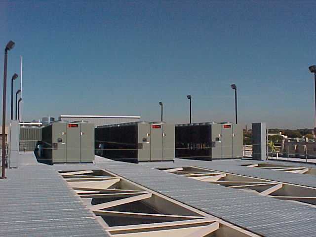 https://ebapc.com/wp-content/uploads/2016/06/Rooftop-Chillers.jpg